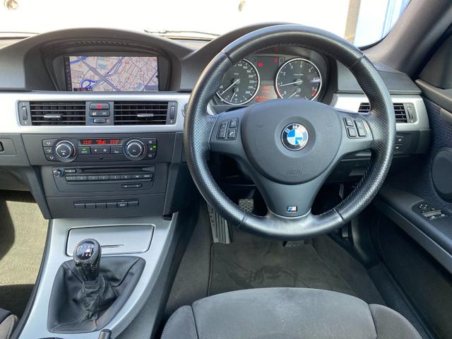 ３シリーズ ３２０ｉ　Ｍスポーツパッケージ　６ＭＴ・純正ナビ・社外インターフェース・地デジ・Ｂカメラ・コンフォートアクセス・ＨＩＤ・ドラレコ・ＥＴＣ（25枚目）