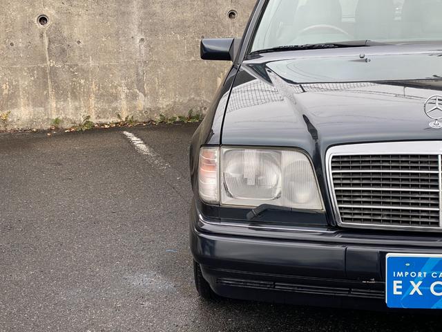 Eクラスステーションワゴン E320ステーションワゴン リミテッド ディーラー車・限定車・レザーシート・シートヒーター・サンルーフ・社外オーディオ・7人乗り・キーレス(13枚目)