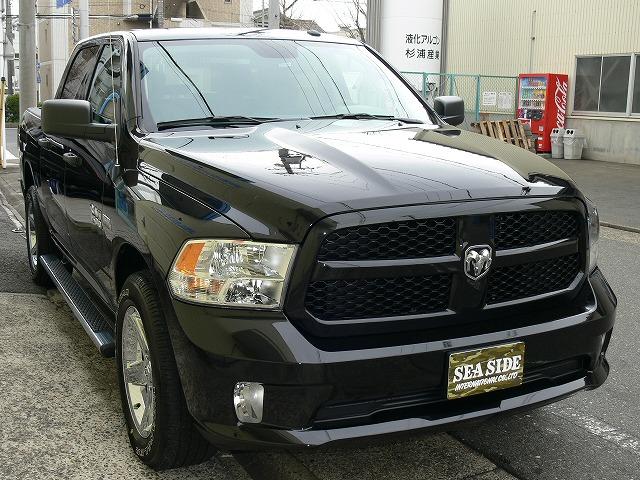 1500 ST 4WD 5.7L HEMI 20インチAW(3枚目)