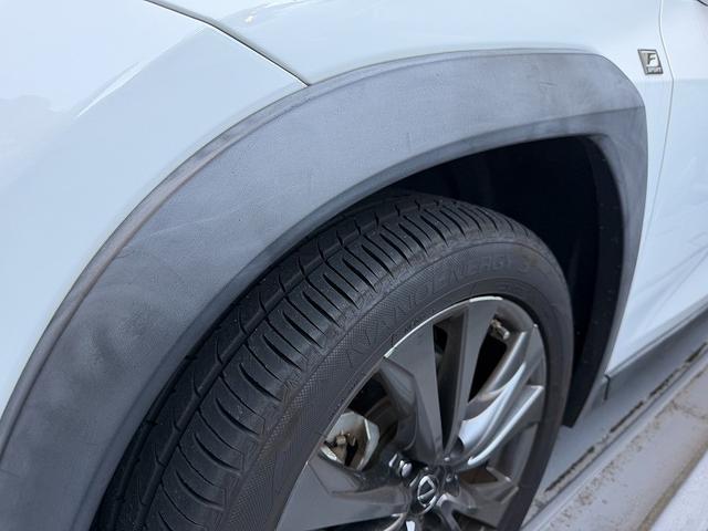 ＱＸ８０ 　自社輸入新車並行車　１オーナー　プロアクティブ　４Ｘ４　全方位カメラ　電動リアゲート　ＢＯＳＥサウンドシステム　サンルーフ　　シートベンチレーション　ＡＰＰＬＥカープレイ　アダプティブクルーズ　ＦＣＷ（39枚目）