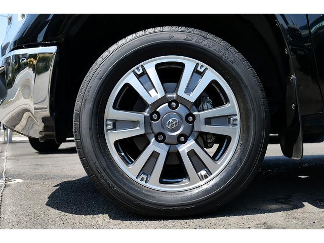 タンドラ クルーマックス　１７９４エディション　新車並行車　２０１９年モデル　トヨタセーフティセンス　電動サンルーフ　シートベンチレーション　ＢＳＭ　ＲＣＴＡ　ＪＢＬオーディオ　オートハイビーム　ＢＡＫトノカバー　ＡＰＰＬＥ　ＣＡＲＰＬＡＹ（19枚目）