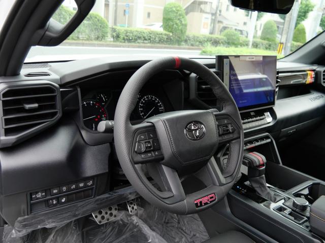 タンドラ クルーマックス　２０２５ｙモデル　新車　ＴＲＤラリーＰＫＧ　４ＷＤ　ＴＲＤ　ＲＡＬＬＹ　ＰＫＧ専用１８ｉｎｃｈＡＷ　ＴＲＤグリル　レザーシート　ビルシュタインショック　１４インチモニター　ＡＰＰＬＥカープレイ　シート＆ハンドルヒーター３６０度カメラ　電格ミラー（14枚目）