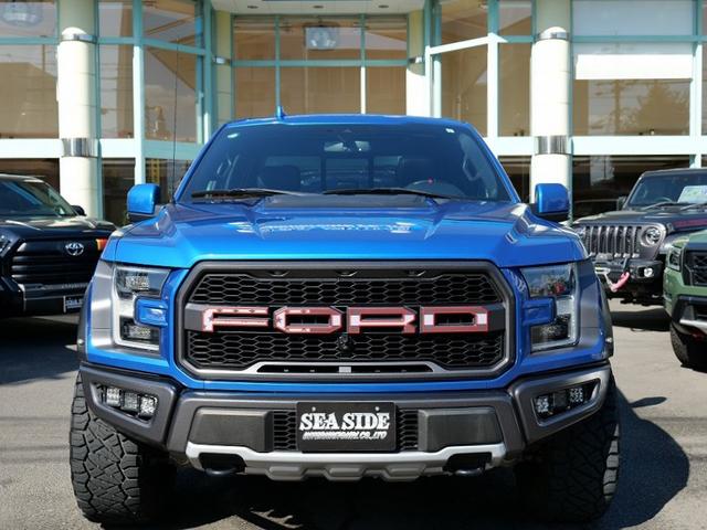 Ｆ－１５０ ラプター　８０２Ａラグジュアリー　自社輸入新車並行１オーナー　ＵＳＡモデル　パノラマサンルーフ　ＲＥＣＡＲＯ　インテリアカーボン　テクノロジーＰ　ＦＯＲＤレーシング・マフラー　ＲＯＵＳＨ２０ＡＷ　３６０°カメラ（3枚目）
