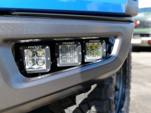 Ｆ－１５０ ラプター　８０２Ａラグジュアリー　自社輸入新車並行１オーナー　ＵＳＡモデル　パノラマサンルーフ　ＲＥＣＡＲＯ　インテリアカーボン　テクノロジーＰ　ＦＯＲＤレーシング・マフラー　ＲＯＵＳＨ２０ＡＷ　３６０°カメラ（5枚目）