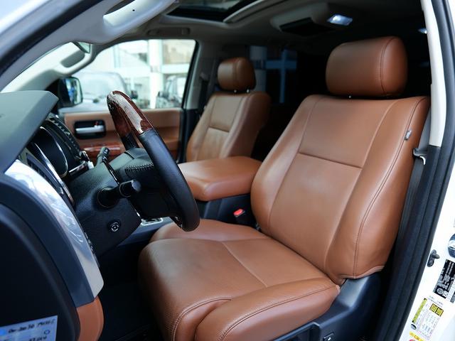 セコイア プラチナム　４ＷＤ　新車並行　１オーナ－車　ガレージ保管　スマートキー＆Ｐ．スタート　サンルーフ　ベンチレーションシート　ＴＳＳ　アップルカープレイ　ＲＡＹＳ１８インチＡＷ　ＴＲＤ　ＰＲＯグリル＆フォグ（10枚目）