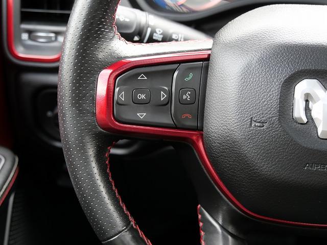 ダッジ・ラム 新車並行車 2021年モデル REBEL クルーキャブ4WD.パノラマサンルーフ.MOPERトノカバー.Level2イクイップメント.12インチディスプレー.アップルカープレイ.F&Rパークセンサー(16枚目)