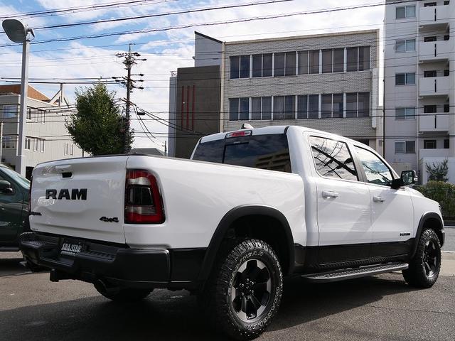 ダッジ・ラム 新車並行車 2021年モデル REBEL クルーキャブ4WD.パノラマサンルーフ.MOPERトノカバー.Level2イクイップメント.12インチディスプレー.アップルカープレイ.F&Rパークセンサー(32枚目)