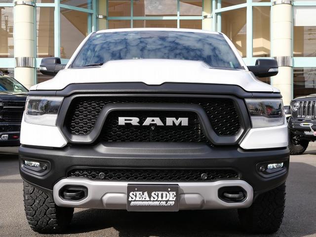 ダッジ・ラム 新車並行車 2021年モデル REBEL クルーキャブ4WD.パノラマサンルーフ.MOPERトノカバー.Level2イクイップメント.12インチディスプレー.アップルカープレイ.F&Rパークセンサー(33枚目)