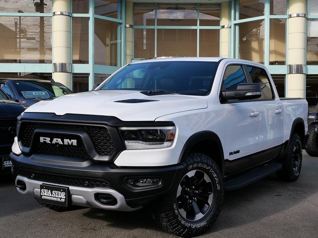 ダッジ・ラム 新車並行車 2021年モデル REBEL クルーキャブ4WD.パノラマサンルーフ.MOPERトノカバー.Level2イクイップメント.12インチディスプレー.アップルカープレイ.F&Rパークセンサー(34枚目)