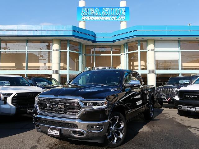 ダッジ・ラム 　リミテッド　新車並行車　２０１９年モデル　パノラマルーフ　ＲＡＭＢＯＸ　エアサス　電動ランニングボード　３６０度カメラ　Ｈａｒｍａｎ／Ｋａｄｒｏｎオーディオ　シートベンチレーション　２２ｉｎｃｈＡＷ（49枚目）