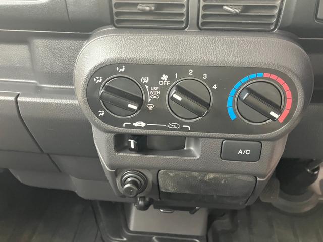 アクティトラック ＳＤＸ　実走行２２０００ｋｍ　４ＷＤ　５速マニュアル　エアコン　パワーステアリング　ＥＴＣ　三方開　作業灯　純正ＡＭ／ＦＭラジオ　軽トラック（19枚目）