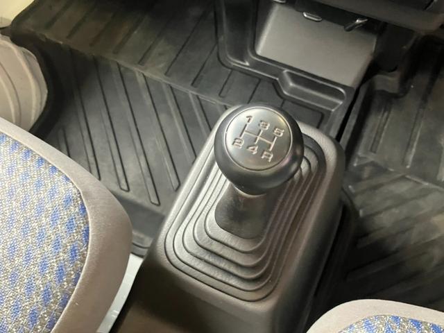 アクティトラック ＳＤＸ　実走行２２０００ｋｍ　４ＷＤ　５速マニュアル　エアコン　パワーステアリング　ＥＴＣ　三方開　作業灯　純正ＡＭ／ＦＭラジオ　軽トラック（20枚目）