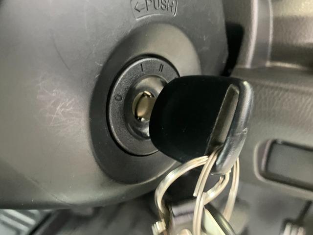 アクティトラック ＳＤＸ　実走行２２０００ｋｍ　４ＷＤ　５速マニュアル　エアコン　パワーステアリング　ＥＴＣ　三方開　作業灯　純正ＡＭ／ＦＭラジオ　軽トラック（21枚目）