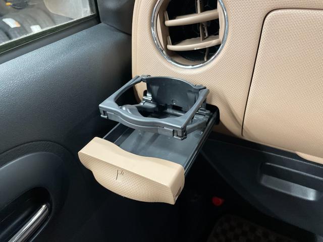 ミラココア ココアプラスＸ　ナビ　Ｂｌｕｅｔｏｏｔｈ音楽　ＣＤ／ＤＶＤ再生　フルセグＴＶ　スマートキー　ＨＩＤヘッドライト　禁煙車（32枚目）