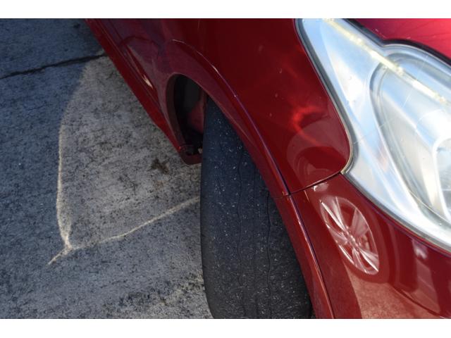 208 GTi 6速ミッション HID 社外足回り 社外マフラー フルセグTV SDナビ ETC ハーフレザーバケットシート ドライブレコーダー キーレス 車検令和8年10月まで(15枚目)