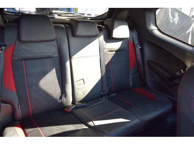 208 GTi 6速ミッション HID 社外足回り 社外マフラー フルセグTV SDナビ ETC ハーフレザーバケットシート ドライブレコーダー キーレス 車検令和8年10月まで(33枚目)