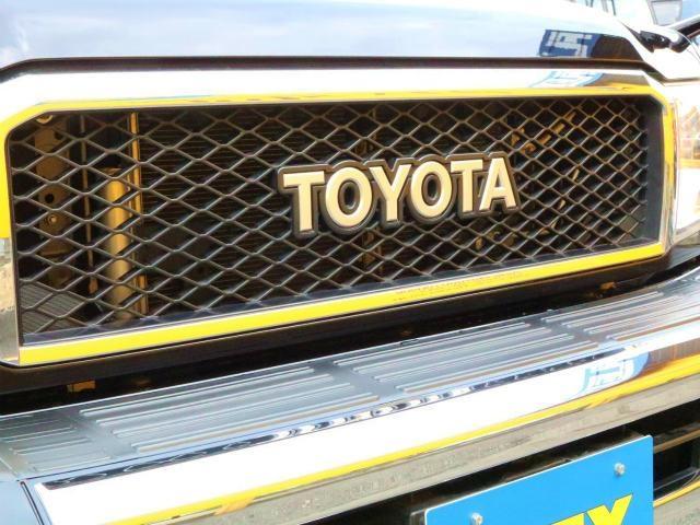 4.0 4WD 再販モデル NEWペイント202ブラック(16枚目)