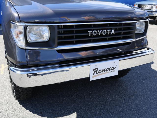 ランドクルーザープラド ＴＸリミテッド　Ｒｅｎｏｃａ　Ａｍｅｒｉｃａｎ　Ｃｌａｓｓｉｃ　角目　ＤＥＡＮクロスカントリー　シートカバー　背面タイヤ　ＬＥＤランプ　フロアマット　サンルーフ　車探し　キャンプ　グレー　ＳＵＶ　８人乗り（25枚目）