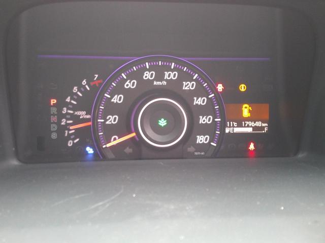 ステップワゴンスパーダ Z 禁煙車 ETC バックカメラ BluetoothハンズフリーフルセグTVナビ 純正カーテン ローダウン 両側電動スライドドア オートライト HID スマートキー アイドリングストップ リアスモーク(15枚目)