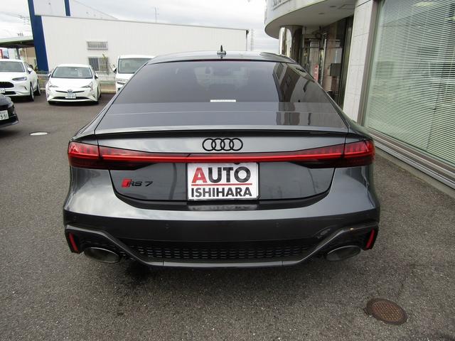 アウディ ＲＳ７スポーツバック