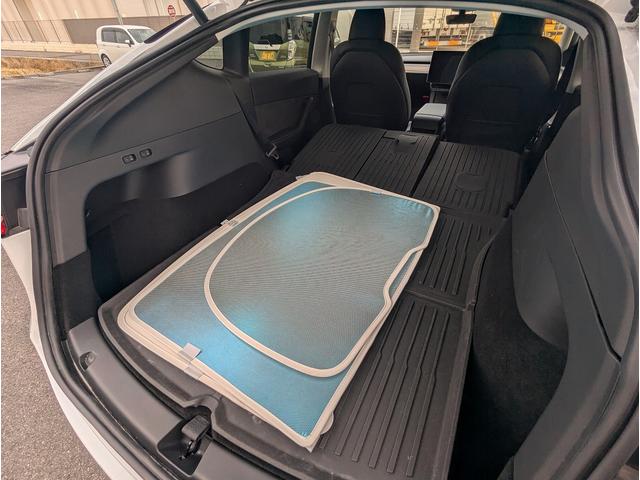 モデルＹ ＲＷＤ　Ｒｙｚｅｎ搭載　２０２４年モデル　メーカー保証継承・令和１０年９月迄　走行距離６０００ｋｍ　オートパイロット　パノラマガラスルーフ　自動緊急ブレーキ　ブラックレザー＆シートヒーター　※レンタルアップ（8枚目）