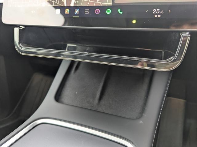 モデルＹ ＲＷＤ　Ｒｙｚｅｎ搭載　２０２４年モデル　メーカー保証継承・令和１０年９月迄　走行距離６０００ｋｍ　オートパイロット　パノラマガラスルーフ　自動緊急ブレーキ　ブラックレザー＆シートヒーター　※レンタルアップ（20枚目）