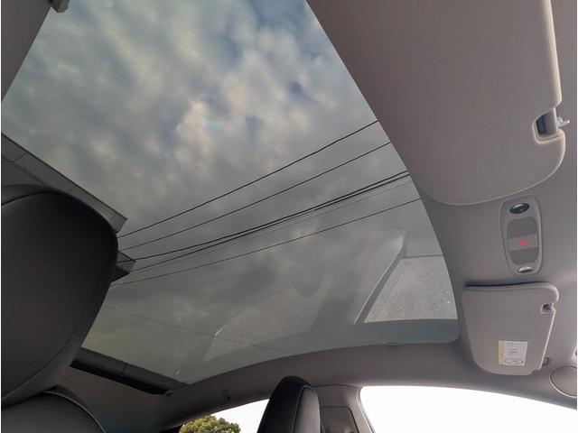 モデルＹ ＲＷＤ　Ｒｙｚｅｎ搭載　２０２４年モデル　メーカー保証継承・令和１０年９月迄　走行距離６０００ｋｍ　オートパイロット　パノラマガラスルーフ　自動緊急ブレーキ　ブラックレザー＆シートヒーター　※レンタルアップ（22枚目）