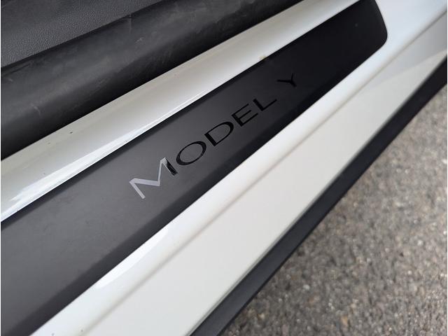 モデルＹ ＲＷＤ　Ｒｙｚｅｎ搭載　２０２４年モデル　メーカー保証継承・令和１０年９月迄　走行距離６０００ｋｍ　オートパイロット　パノラマガラスルーフ　自動緊急ブレーキ　ブラックレザー＆シートヒーター　※レンタルアップ（25枚目）