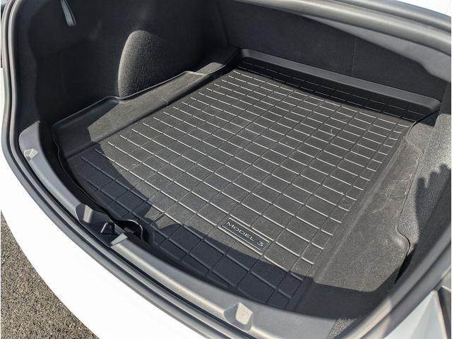 モデル3 ロングレンジ AWD デュアルモーター ワンオーナー車 2021年モデル パノラマガラスルーフ ヨークステアリング 社外デジタルインナーミラー BOXIV無線充電ホルダー ユピテルレーダー オートパイロット(7枚目)