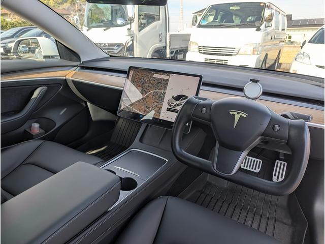 モデル3 ロングレンジ AWD デュアルモーター ワンオーナー車 2021年モデル パノラマガラスルーフ ヨークステアリング 社外デジタルインナーミラー BOXIV無線充電ホルダー ユピテルレーダー オートパイロット(8枚目)
