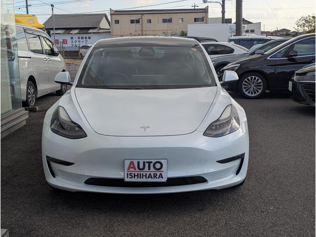 令和３年式・テスラモデル３入庫しました。試乗も可能ですのでお気軽にお問い合わせください。