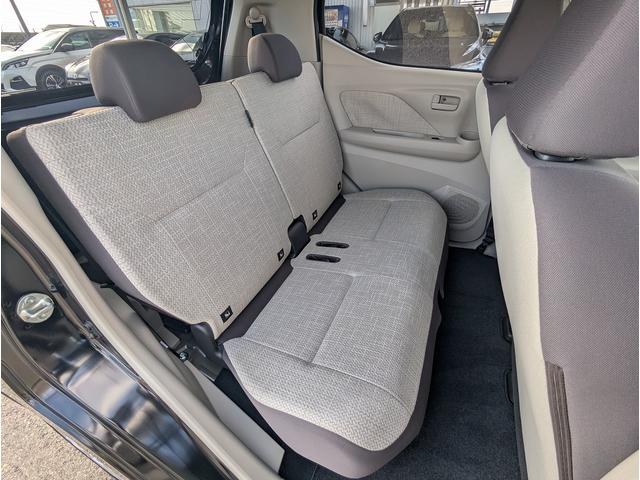ｅＫワゴン Ｍ　ｅ－アシスト　衝突被害軽減ブレーキ　社外フルセグナビ　社外ＬＥＤバルブ　車線逸脱警報　踏み間違い防止アシスト　シートヒーター（10枚目）