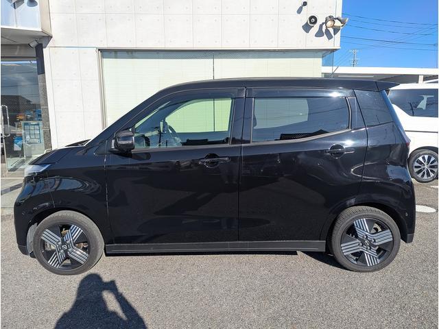 サクラ Ｇ　ＯＰ寒冷地仕様　ＯＰ１５インチＡＷ　３６０度セーフティアシスト　プロパイロット　インテリジェントアラウンドビューモニター　純正９インチワイドナビゲーション　アダプティブＬＥＤヘッド（3枚目）