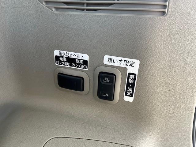 タント 　スローパー　リアシート付き使用　車検整備後渡し　消耗品交換　ドライブレコーダー　タイヤ４本新品　電動スライドドア　スマートキー　車いす乗降車電動固定装置付（16枚目）