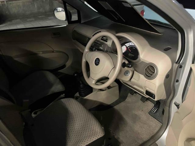 アルト Ｆ　５ＭＴ　キーレス　ＣＤ　１４アルミホイール　走行距離１万３千キロ（2枚目）