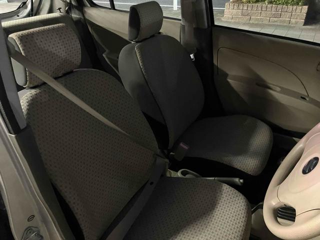 アルト Ｆ　５ＭＴ　キーレス　ＣＤ　１４アルミホイール　走行距離１万３千キロ（8枚目）