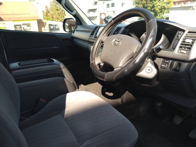 ハイエースバン ロングスーパーＧＬ　４ＷＤ　両側スライドドア　ナビ　ＴＶ　バックカメラ　リアスポイラー　ＥＴＣ　オートエアコン（6枚目）