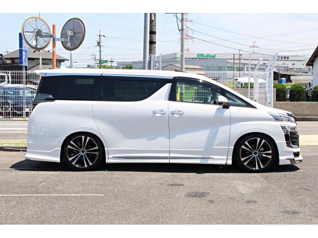 2.5Z ゴールデンアイズ ローダウン 20インチ サンルーフ デジタルミラー ブラインドスポット 3眼 シーケンシャル パワーバックドア ディスプレイオーディオ バックカメラ(22枚目)