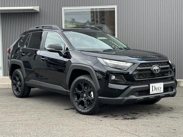 ＲＡＶ４ ハイブリッドアドベンチャー　オフロードパッケージＩＩ　【ハイブリッドアドベンチャーオフロードパーケージＩＩ】専用シート　専用ホイール　１０．５ＤＡＰｌｕｓ　パノラミックビューモニター　デジタルミラー　ハンズフリーパワーバックドア　ＡＣ１００Ｖコンセント！（8枚目）