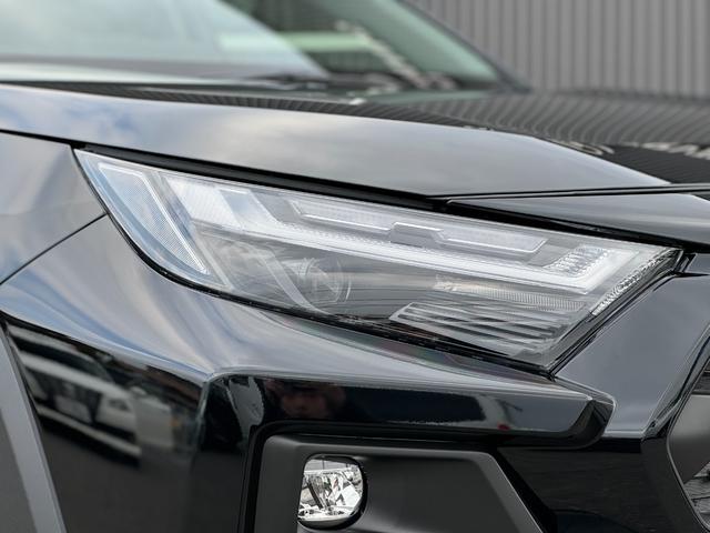 ＲＡＶ４ ハイブリッドアドベンチャー　オフロードパッケージＩＩ　【ハイブリッドアドベンチャーオフロードパーケージＩＩ】専用シート　専用ホイール　１０．５ＤＡＰｌｕｓ　パノラミックビューモニター　デジタルミラー　ハンズフリーパワーバックドア　ＡＣ１００Ｖコンセント！（10枚目）