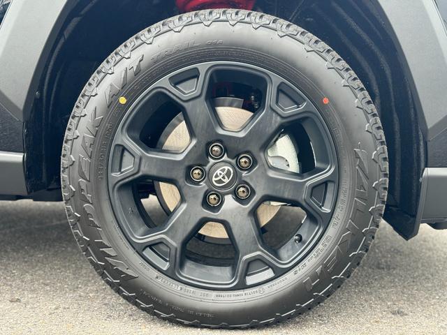 ＲＡＶ４ ハイブリッドアドベンチャー　オフロードパッケージＩＩ　【ハイブリッドアドベンチャーオフロードパーケージＩＩ】専用シート　専用ホイール　１０．５ＤＡＰｌｕｓ　パノラミックビューモニター　デジタルミラー　ハンズフリーパワーバックドア　ＡＣ１００Ｖコンセント！（31枚目）