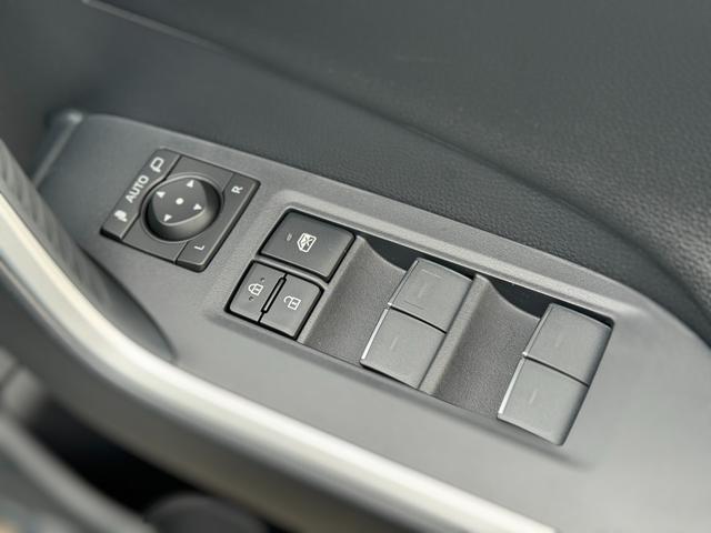 ＲＡＶ４ ハイブリッドアドベンチャー　オフロードパッケージＩＩ　【ハイブリッドアドベンチャーオフロードパーケージＩＩ】専用シート　専用ホイール　１０．５ＤＡＰｌｕｓ　パノラミックビューモニター　デジタルミラー　ハンズフリーパワーバックドア　ＡＣ１００Ｖコンセント！（42枚目）