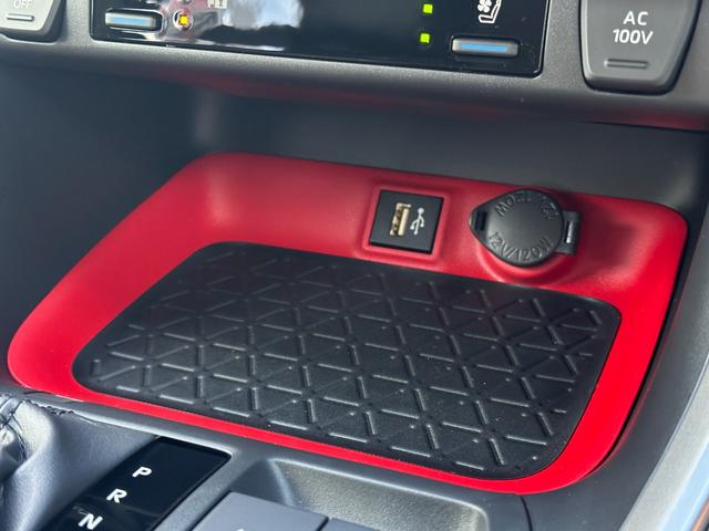 ＲＡＶ４ ハイブリッドアドベンチャー　オフロードパッケージＩＩ　【ハイブリッドアドベンチャーオフロードパーケージＩＩ】専用シート　専用ホイール　１０．５ＤＡＰｌｕｓ　パノラミックビューモニター　デジタルミラー　ハンズフリーパワーバックドア　ＡＣ１００Ｖコンセント！（47枚目）