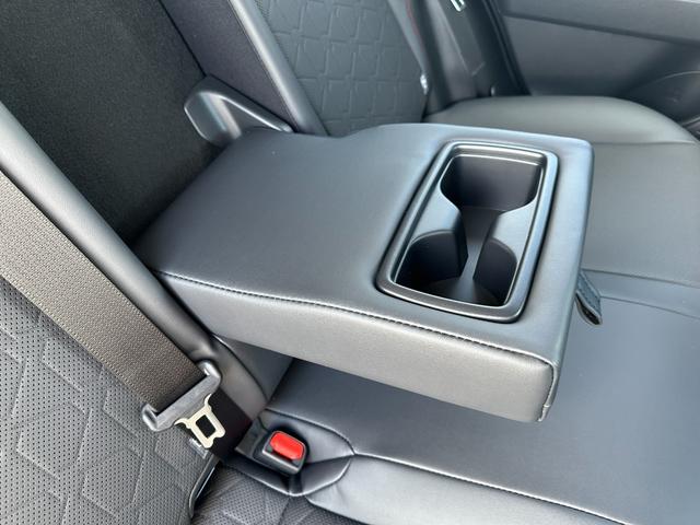 ＲＡＶ４ ハイブリッドアドベンチャー　オフロードパッケージＩＩ　【ハイブリッドアドベンチャーオフロードパーケージＩＩ】専用シート　専用ホイール　１０．５ＤＡＰｌｕｓ　パノラミックビューモニター　デジタルミラー　ハンズフリーパワーバックドア　ＡＣ１００Ｖコンセント！（73枚目）
