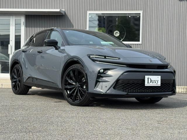 クラウンスポーツ Ｚ　【アッシュカラー！パノラマルーフ】パノラミックビュー・デジタルインナーミラー・ブラインドスポットモニター・アドバンスドパーク・ベンチレーション・シートヒーター・置くだけ充電・黒本革・２１インチホイール（5枚目）