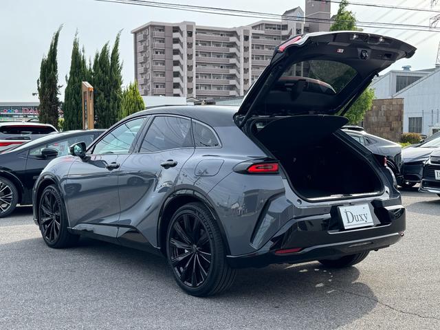 クラウンスポーツ Ｚ　【アッシュカラー！パノラマルーフ】パノラミックビュー・デジタルインナーミラー・ブラインドスポットモニター・アドバンスドパーク・ベンチレーション・シートヒーター・置くだけ充電・黒本革・２１インチホイール（29枚目）