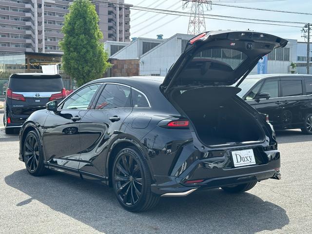 クラウンスポーツ Ｚ　モデリスタエアロ　ブラウン内装　パノラミックビュー　パノラマルーフ　ベンチレーション　本革シート　電動リアゲート　ブラインドスポット　レーダークルーズ　プリクラッシュセーフティ　トヨタチームメイト！！（27枚目）
