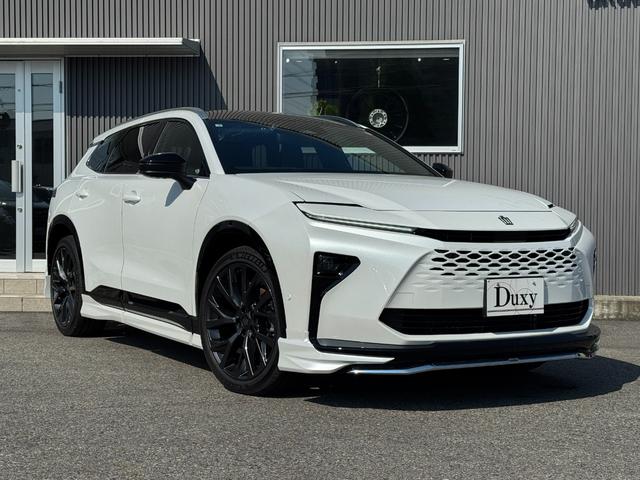 TOYOTA CROWN ESTATE Z | 2025 | PEARL WHITE | 10 km | details