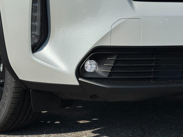 ヤリスクロス ハイブリッドＺ　ウルバーノ　【特別仕様車！ウルバーノ！】　８インチディスプレイオーディオ！　ハンズフリーパワーバッグドア　トヨタチームメイト　パノラミックビューモニター　ブラインドスポットモニター　ハンドルヒーター　ＥＴＣ２．０（14枚目）