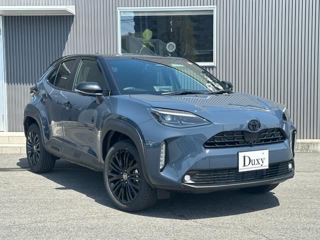 ヤリスクロス ハイブリッドＺ　ウルバーノ　【特別仕様車！ウルバーノ！】ハンズフリーパワーバックドア　トヨタチームメイト　アドバンストパーク　パノラミックビューモニター　ブラインドスポットモニター　ハンドルヒーター　シートヒーター　専用ホイール（9枚目）